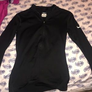 Nike Half ZIP small